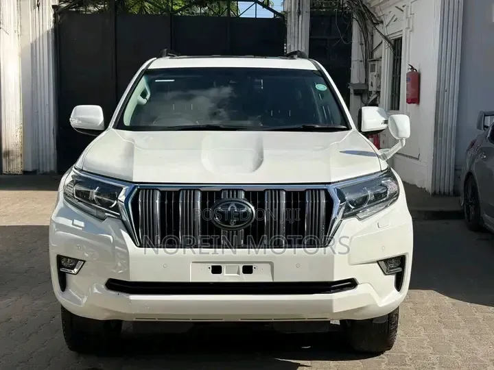 Toyota Land Cruiser Prado 4.0 Petrol TX 2019 Off white