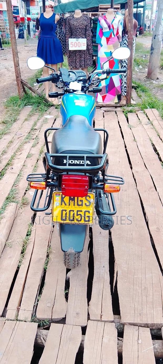 Honda CB 2024 Blue - thumbnail 3