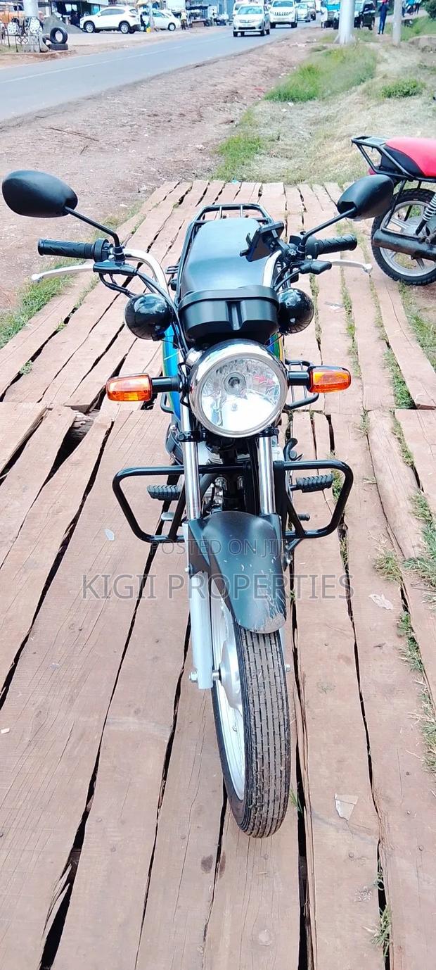 Honda CB 2024 Blue - thumbnail 4
