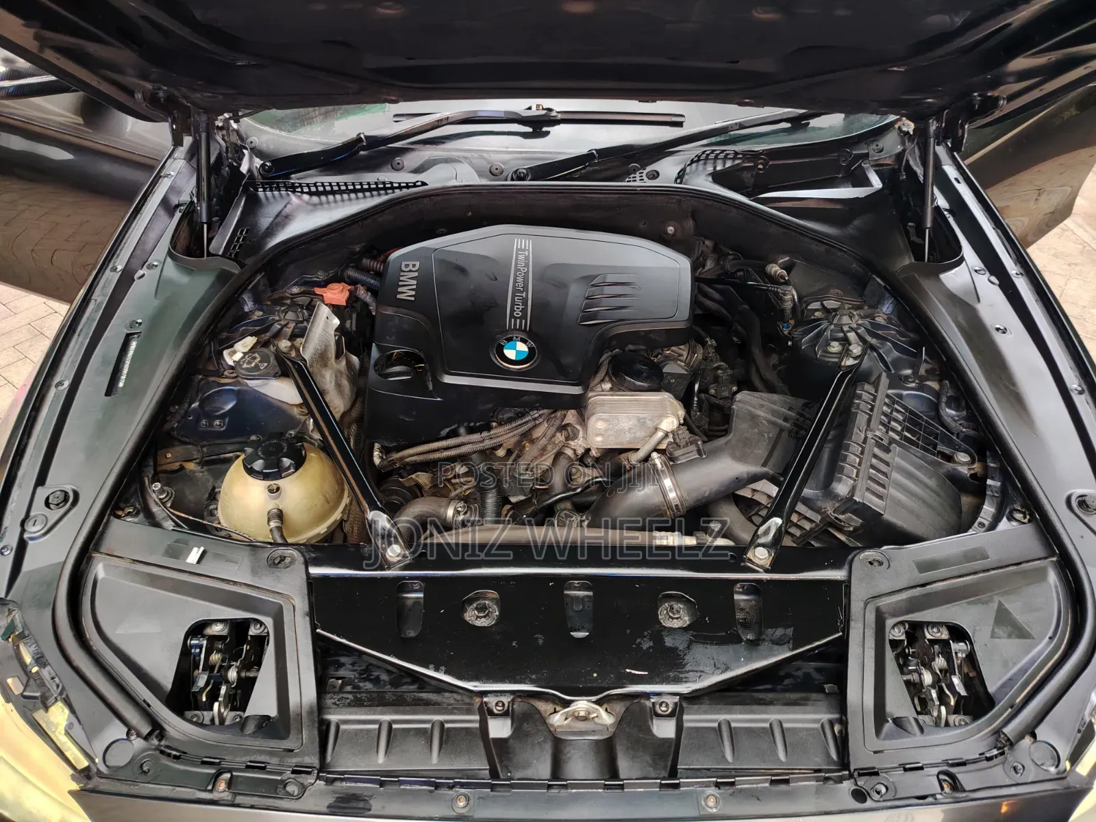 BMW 520i 2013 Gray