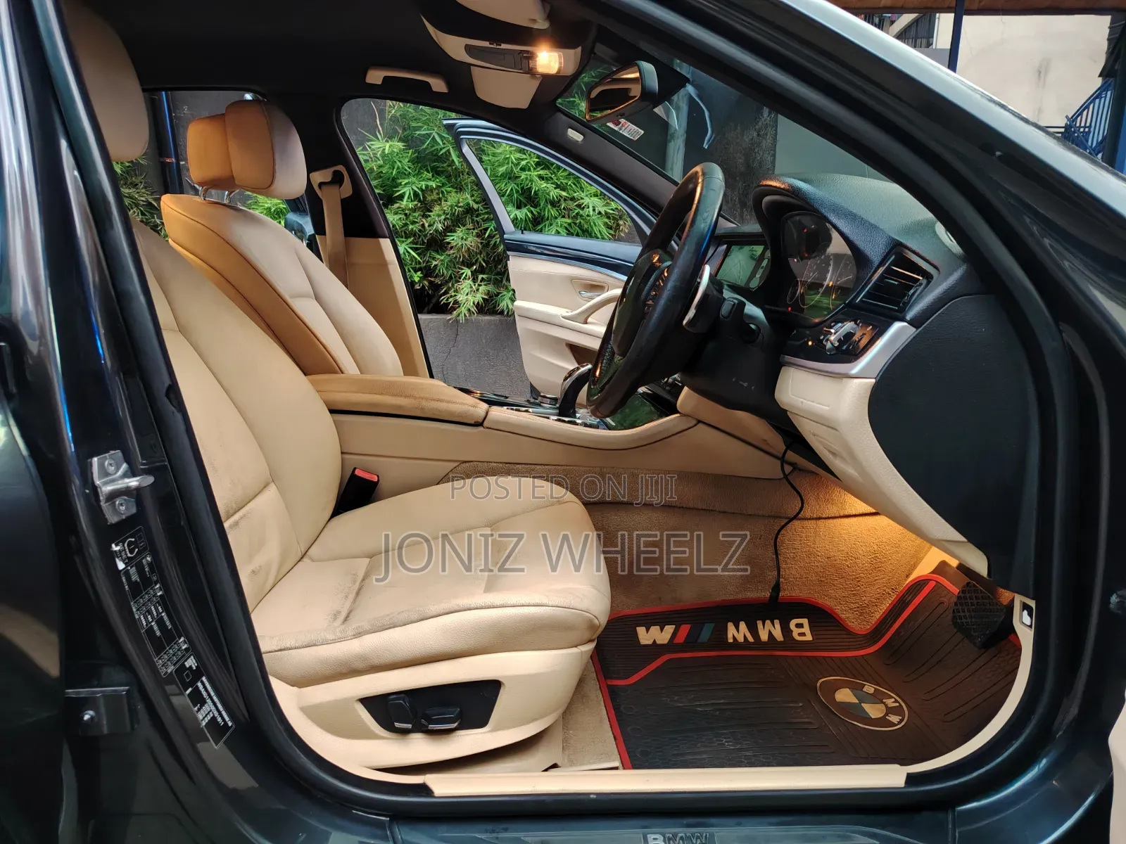 BMW 520i 2013 Gray