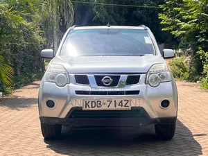 Nissan X-Trail 2014 Silver