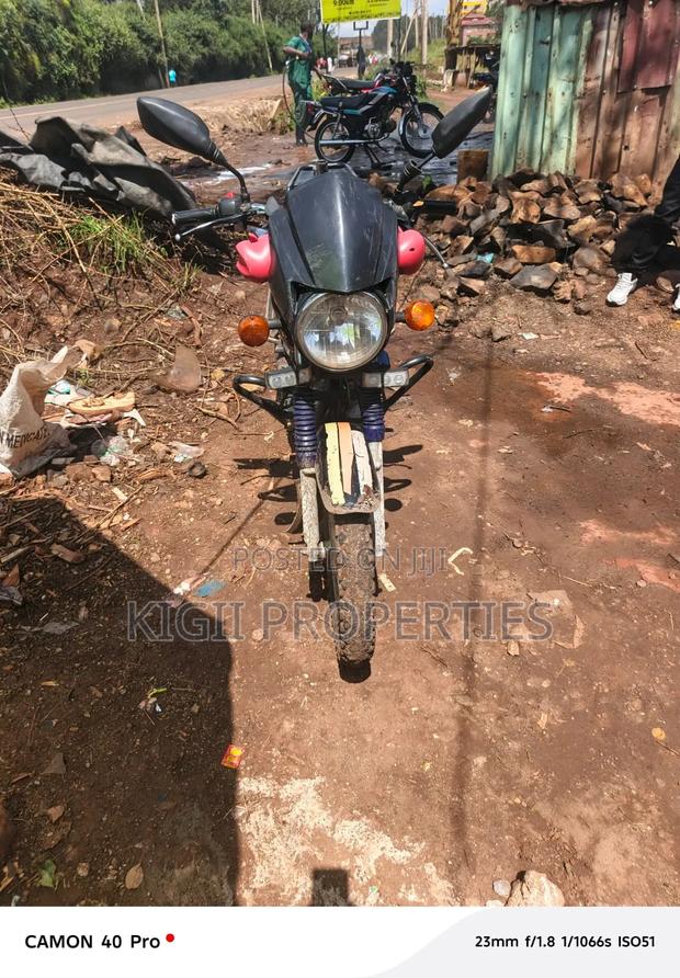 TVS HLX Plus ES 2017 Black