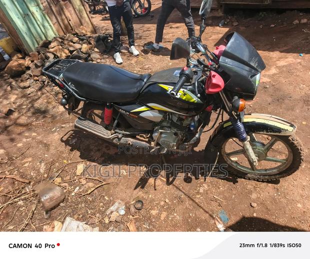 TVS HLX Plus ES 2017 Black - thumbnail 3