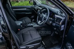 Toyota Hilux Revo Double Cab Deisel 2.4 AWD 2021 Black