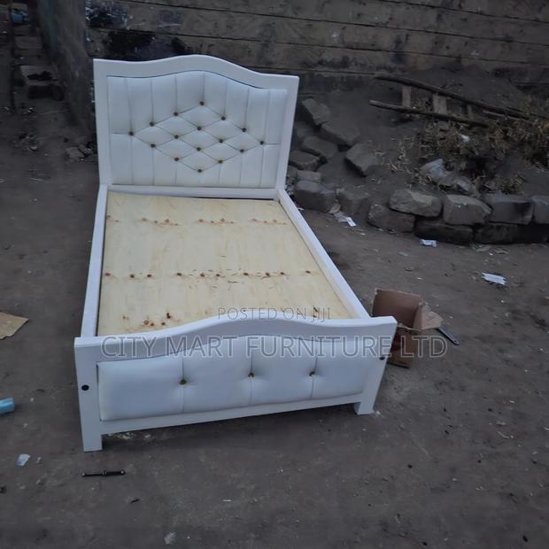 Keen Modern Mocket Beds on Offer!