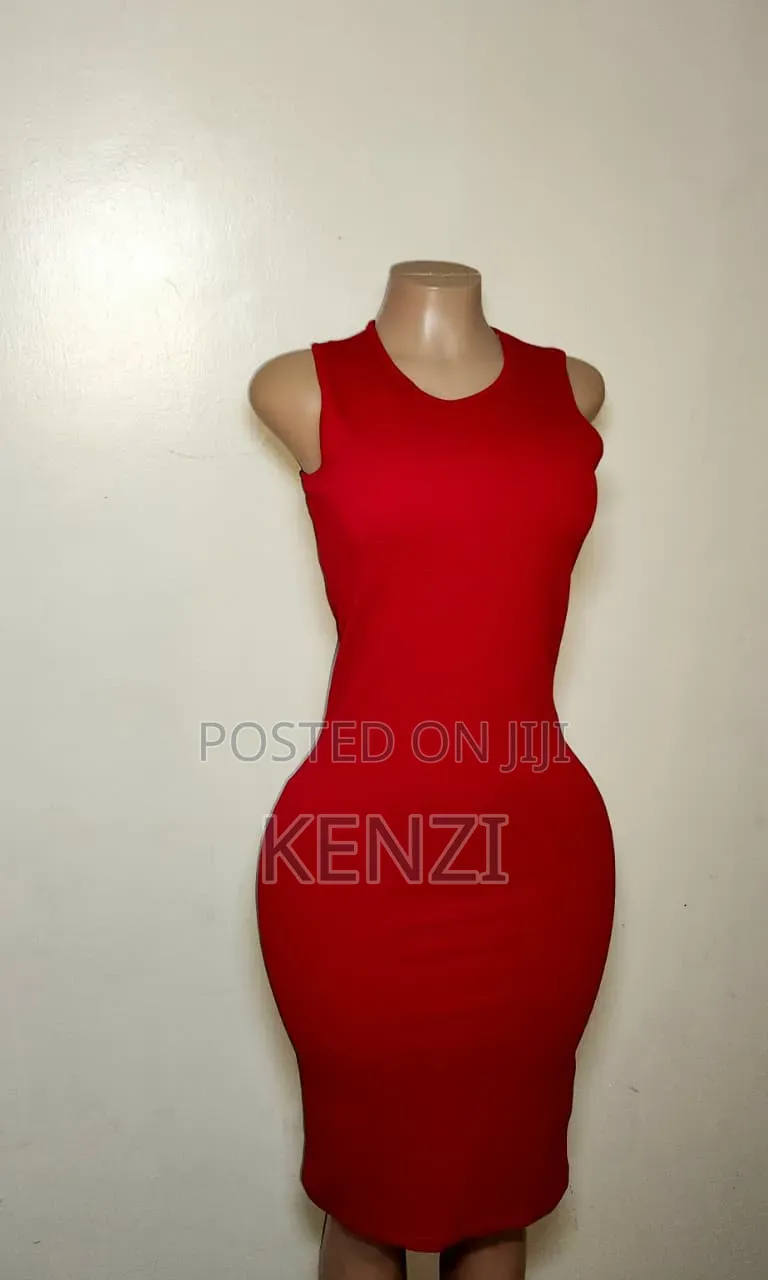 Red Hot Elegance ❤✨
(Negotiable)