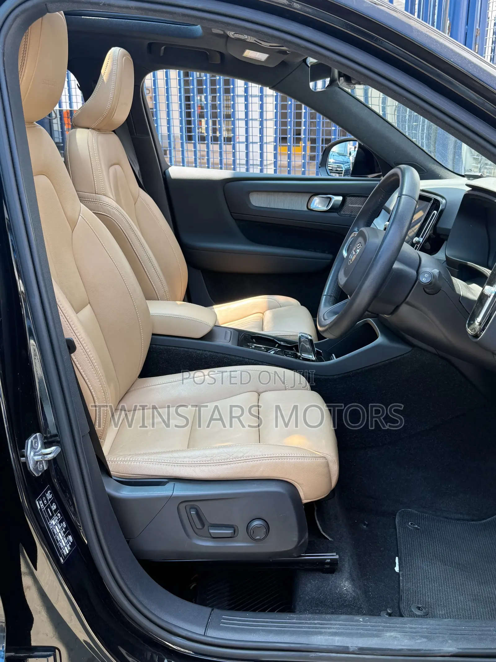 Volvo XC40 T5 Petrol AWD 2019 Black