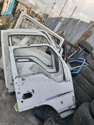 Isuzu 4.3 Doors Shell
