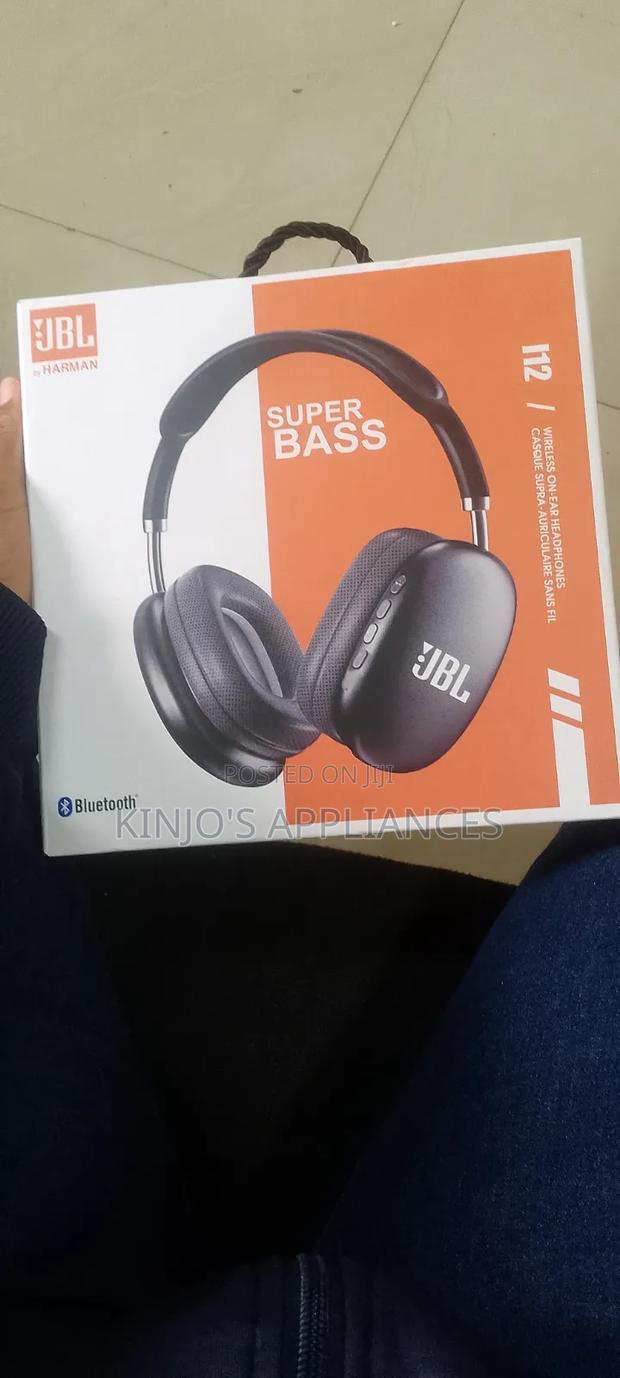 JBL Headphones - main view