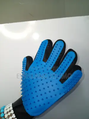 Breatheable Grooming Glove