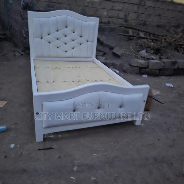 Grand Modern Mocket Beds on Offer!