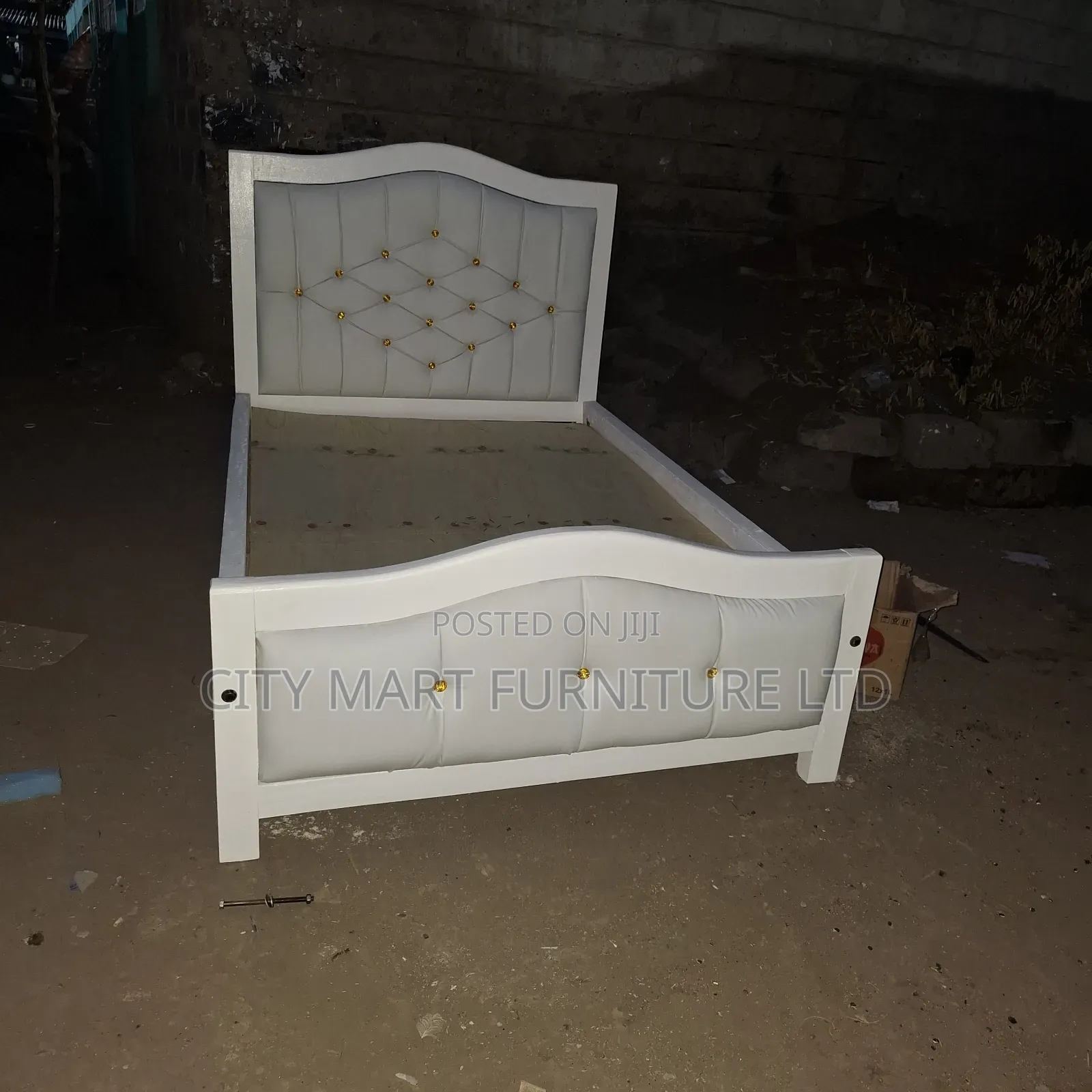 True Modern Mocket Beds on Offer!
