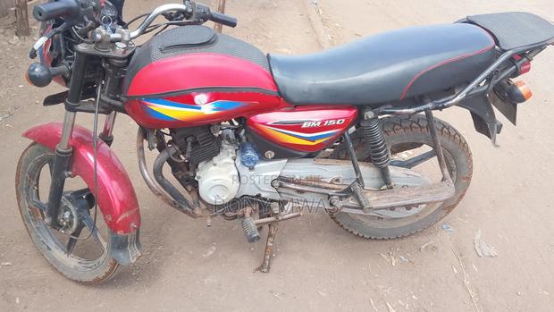 Bajaj Boxer 150 UG 2022 Red