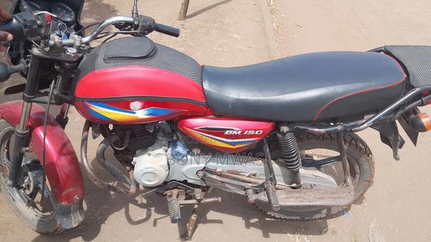 Bajaj Boxer 150 UG 2022 Red - thumbnail 2