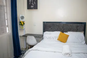Furnished 1bdrm Apartment in Near Gate H, Roysambu for rent