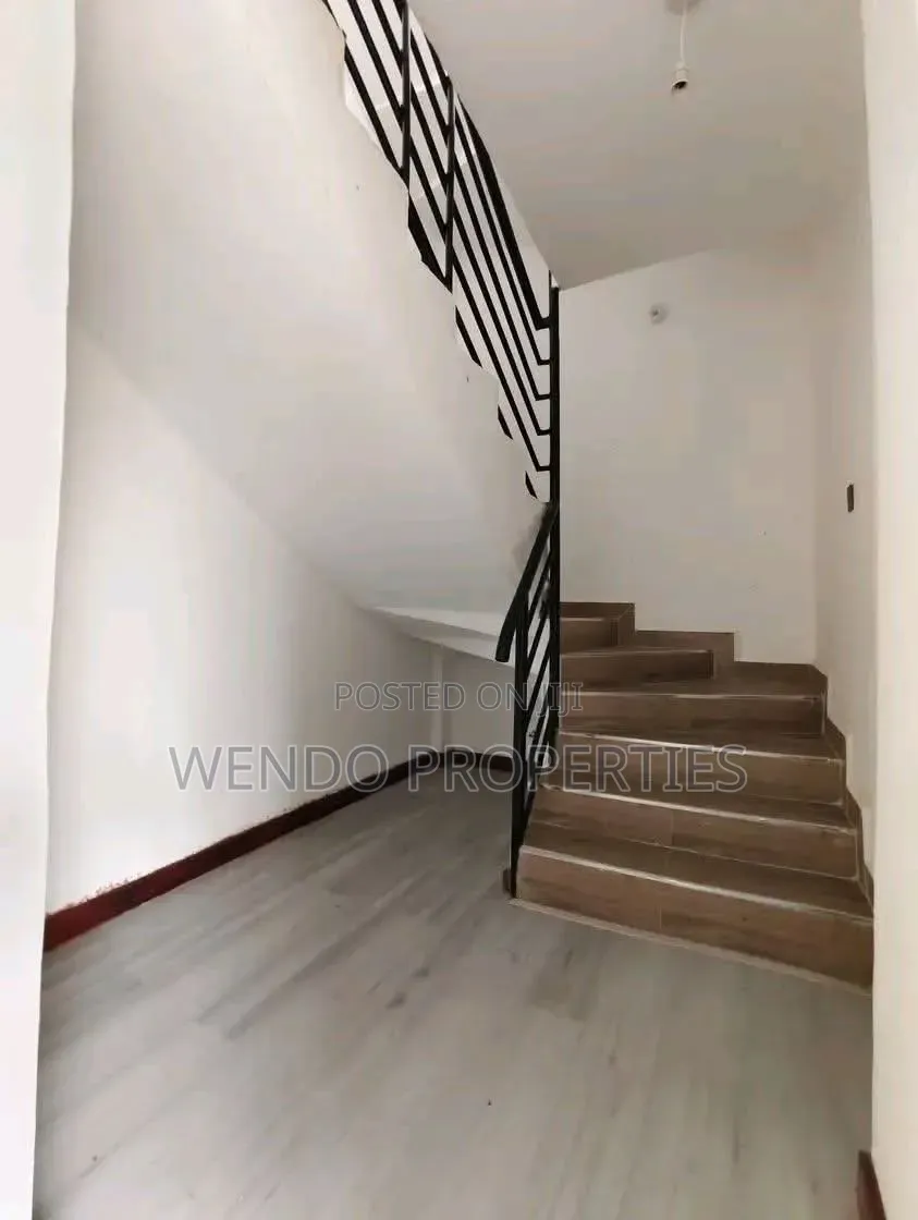 4bdrm Maisonette in Ngong CBD for sale