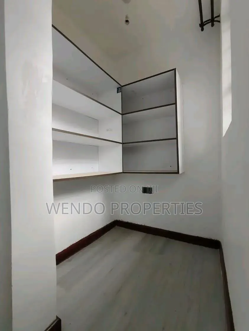 4bdrm Maisonette in Ngong CBD for sale