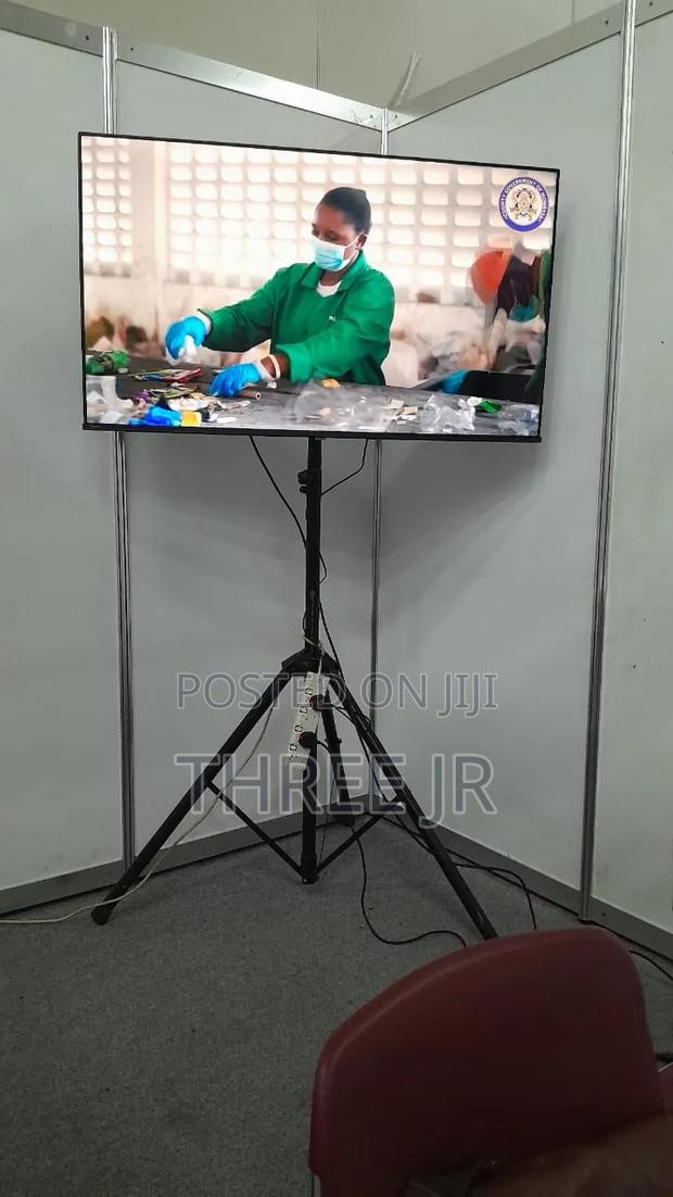 Tv Screen Very Nice Set Up 55inch - thumbnail 2