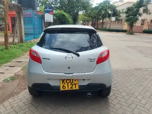 Mazda Demio 2012 Silver