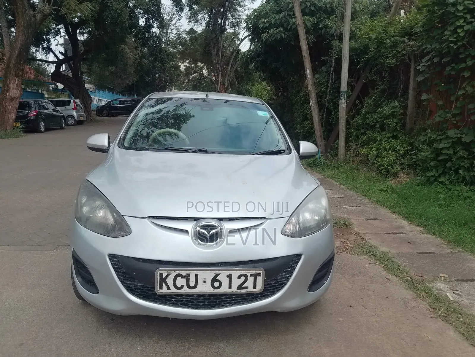 Mazda Demio 2012 Silver
