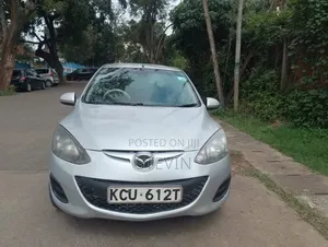 Mazda Demio 2012 Silver