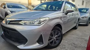 Toyota Corolla Fielder 1.5 Petrol AWD 2019 Silver