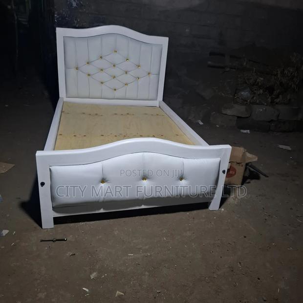 Rich Modern Mocket Beds on Offer!