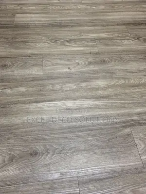 Vinyl Wood Look Carpet With Elegant Wooden Appearance