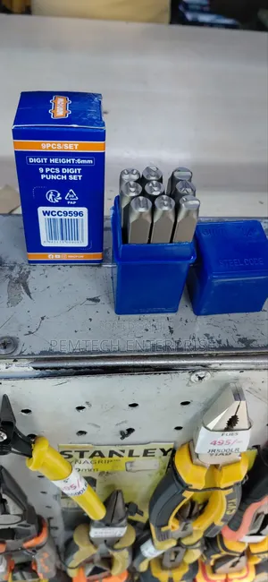 Wadfow 9-Piece Digit Punch Set (Model Wcc9596).