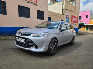 Toyota Corolla Fielder 2015 Silver