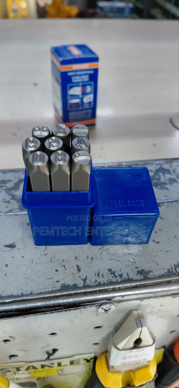 Wadfow 9-Piece Digit Punch Set (Model Wcc9596).