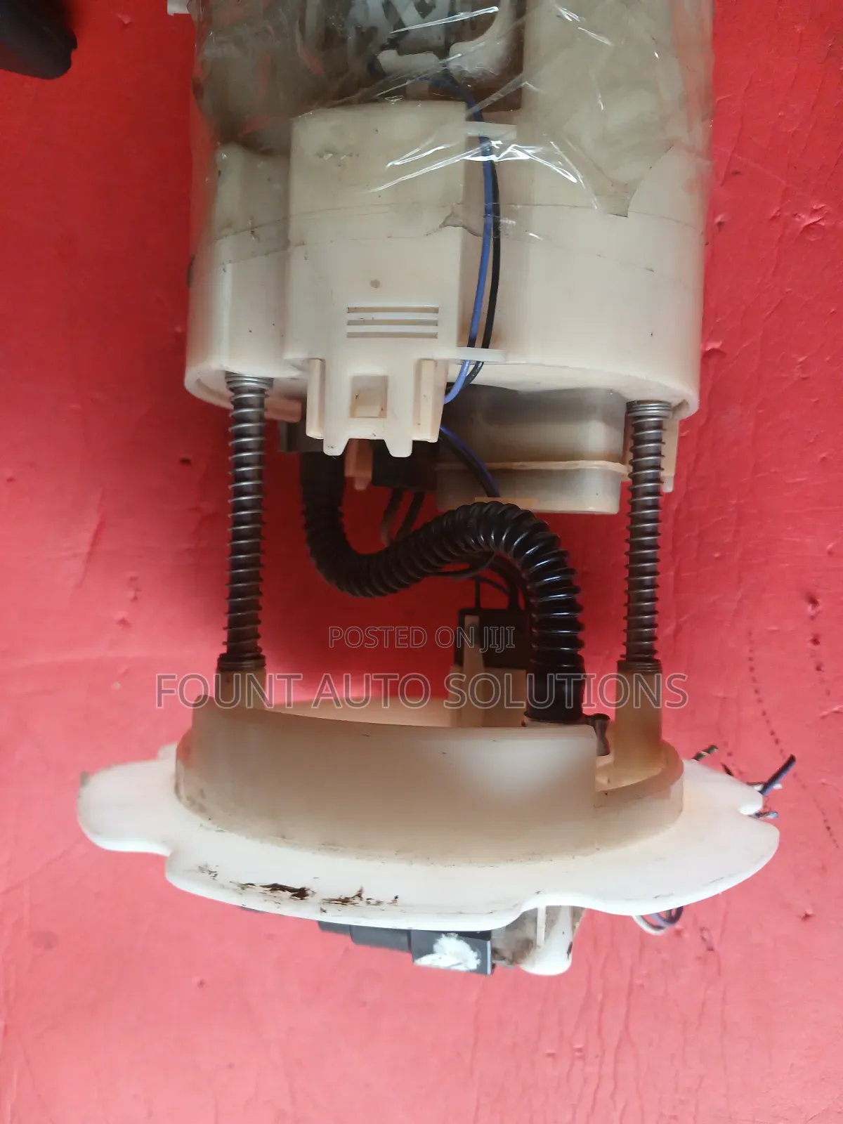 Fuelpump Nissan Serena C26 Hybrid Mr20