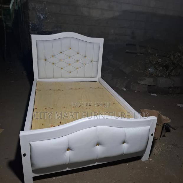 Soft Modern Mocket Beds on Offer!