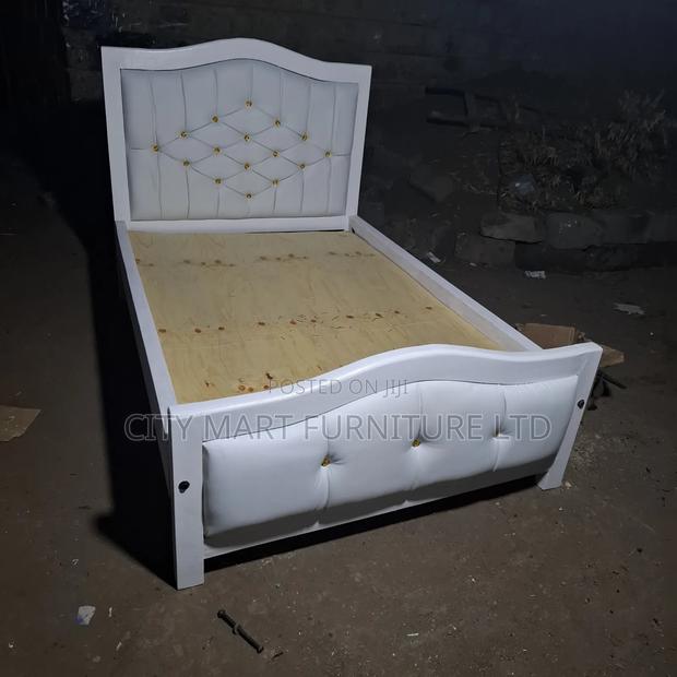 Bold Modern Mocket Beds on Offer!