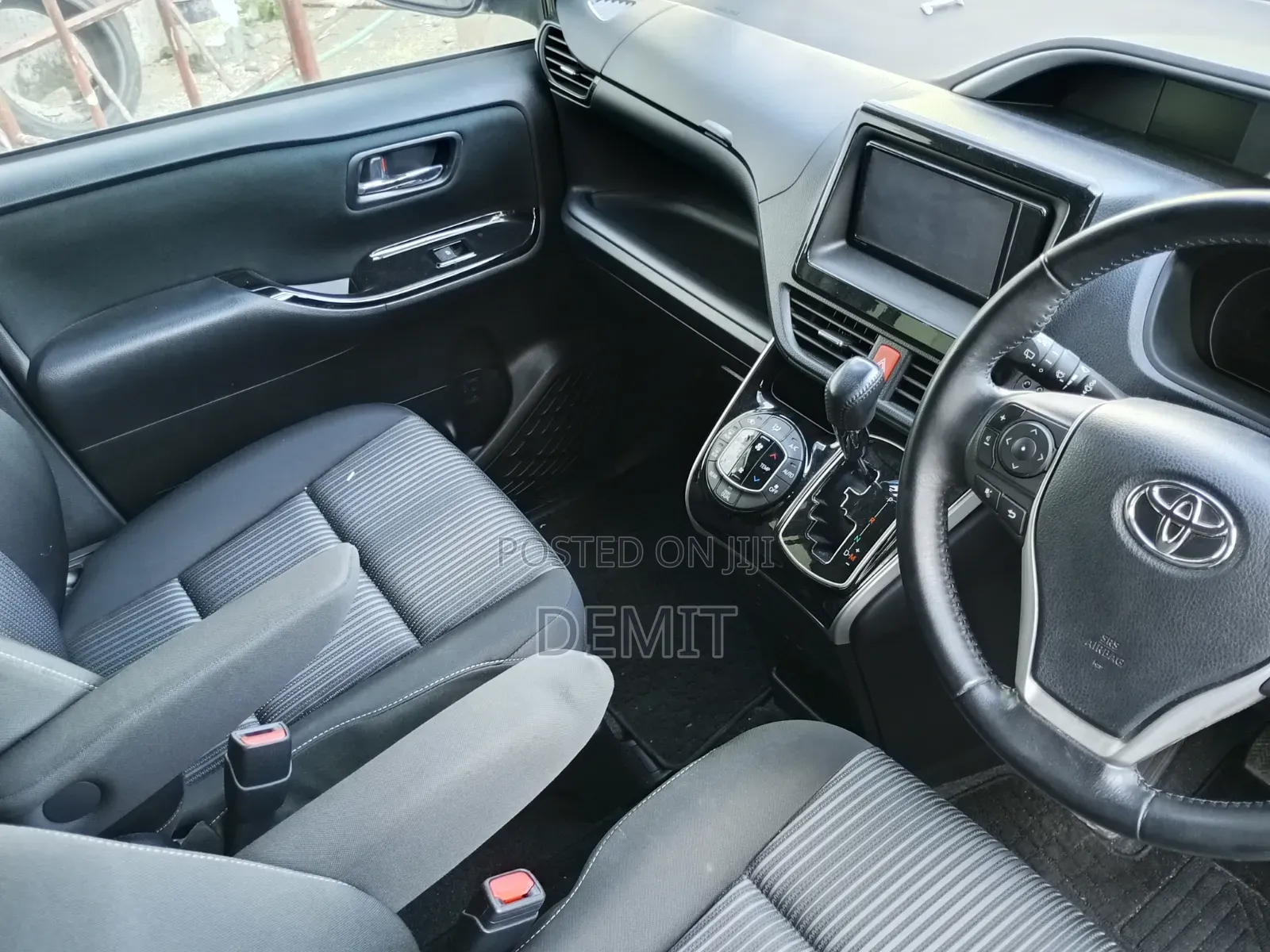 Toyota Voxy 2019 Black
