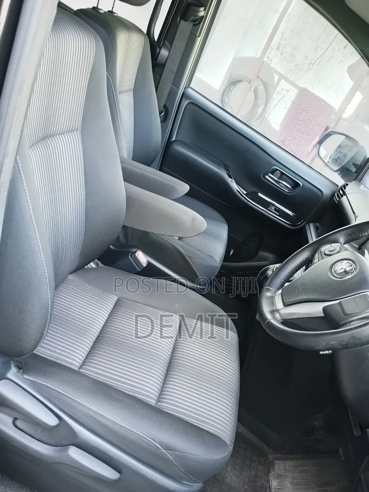 Toyota Voxy 2019 Black
