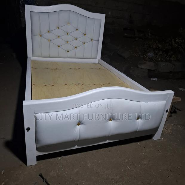 Urban Modern Mocket Beds on Offer!