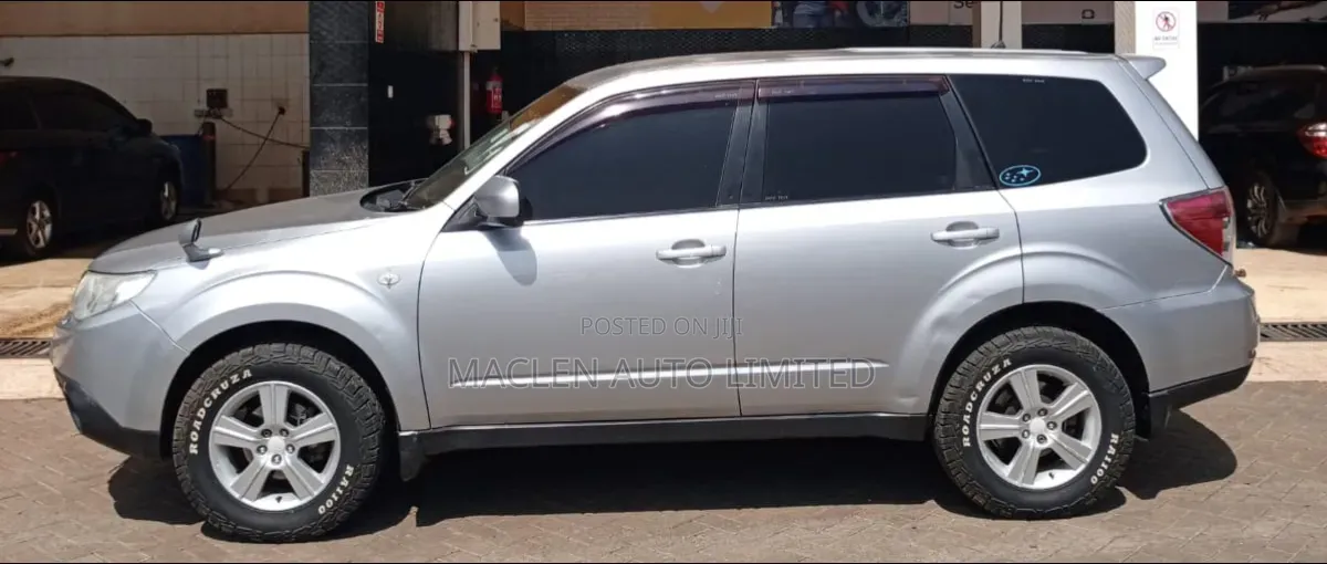 Subaru Forester 2012 Silver