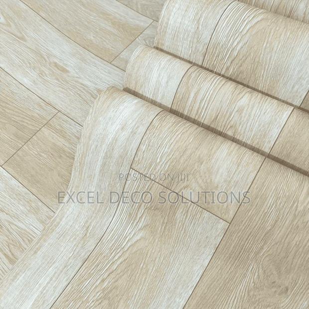 Vinyl Wood Look Carpet With Durable Decorative Finish