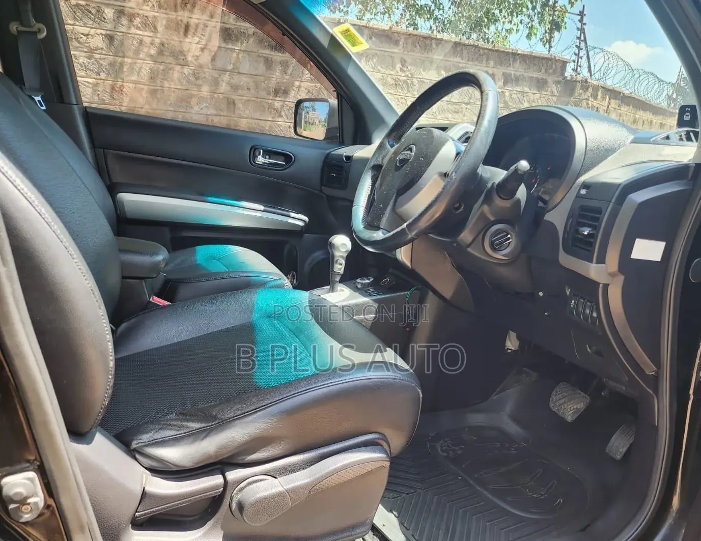 Nissan X-Trail 2012 Black