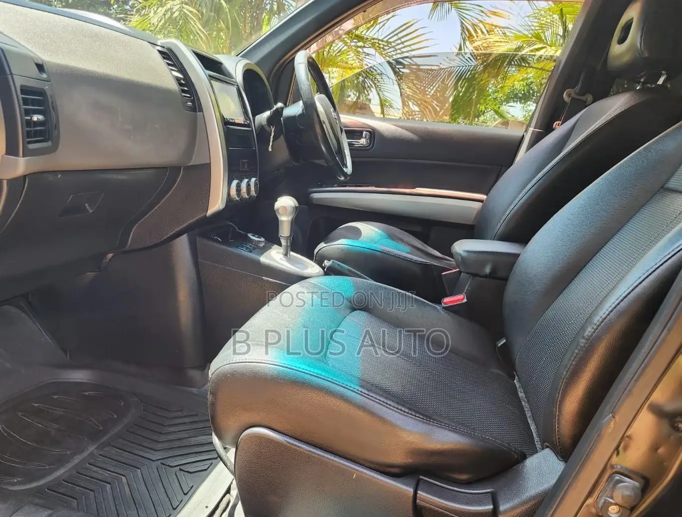 Nissan X-Trail 2012 Black