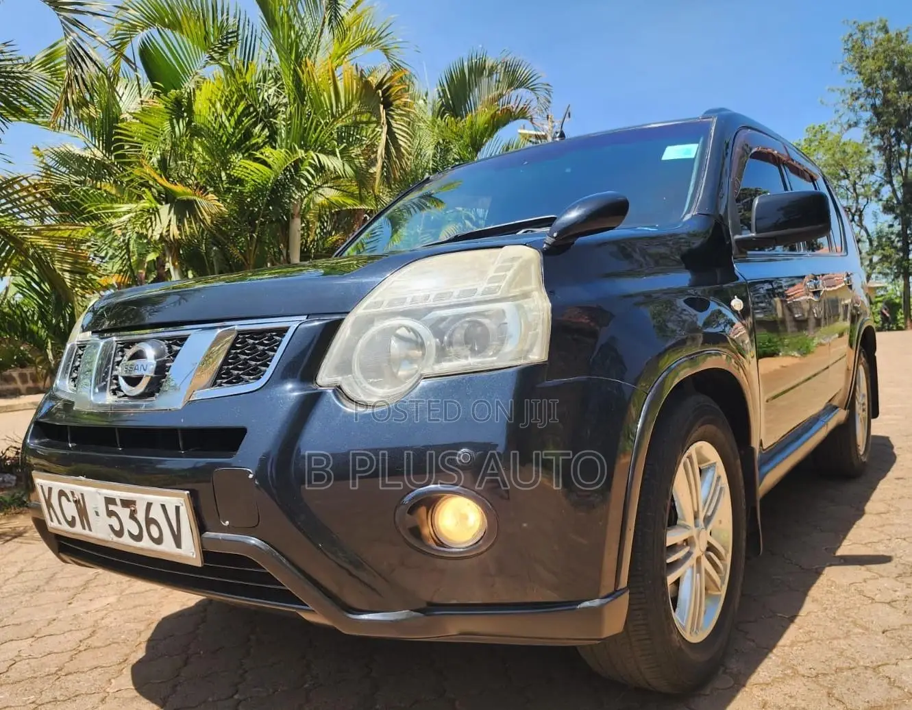 Nissan X-Trail 2012 Black