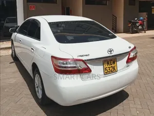 Toyota Premio 2012 White