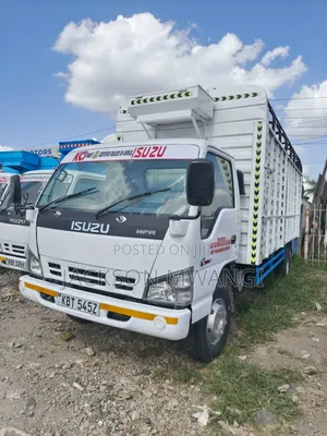 Isuzu NPR 4.3 2012 White
