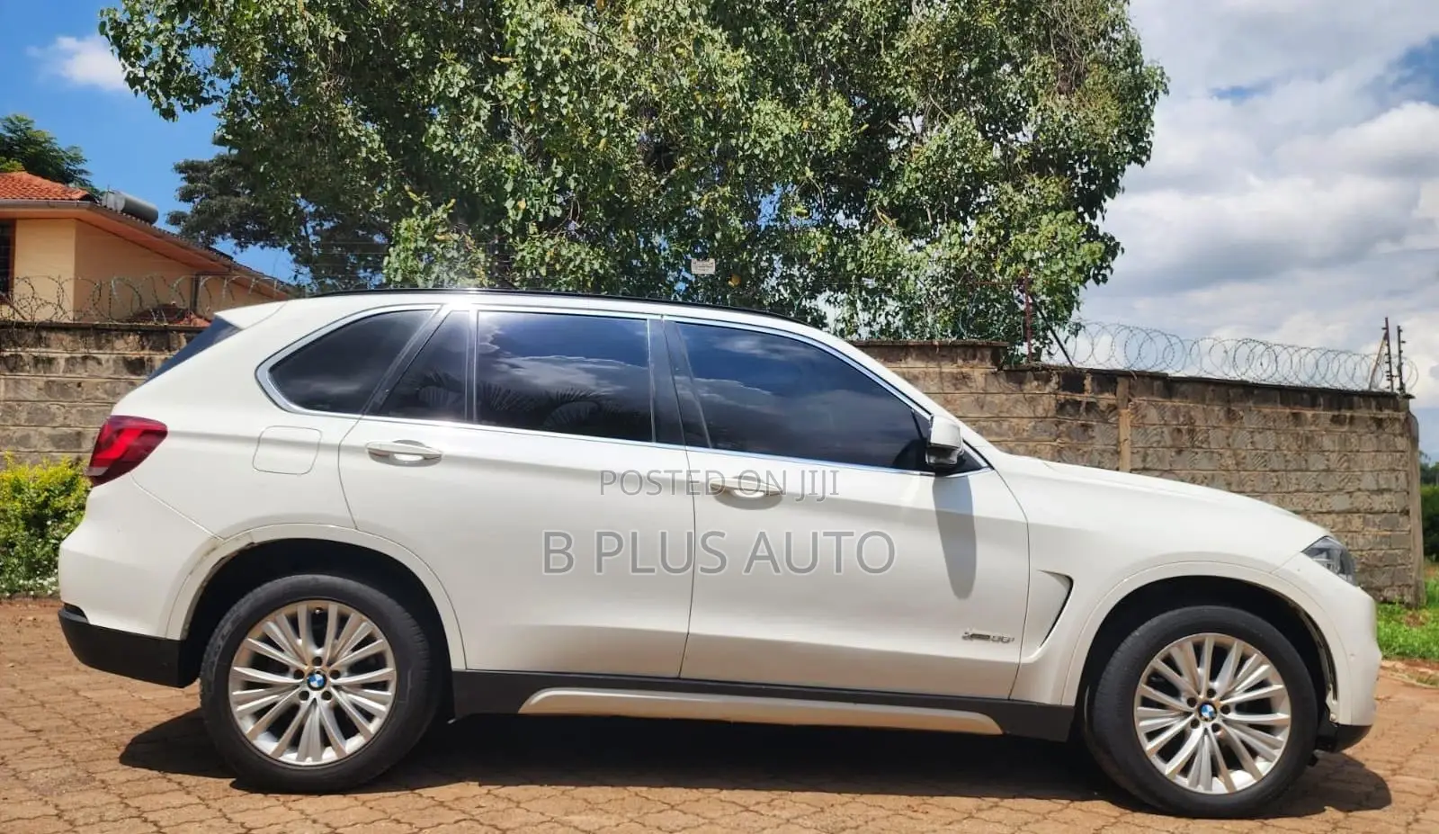 BMW X5 sDrive35i 4x2 (3.0L 6cyl 8A) 2017 White
