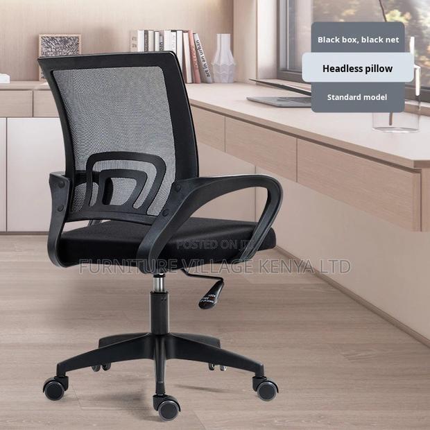 Medium Mesh Back Computer Office Chair. - thumbnail 3