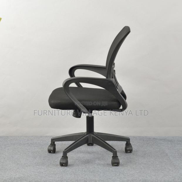Medium Mesh Back Computer Office Chair. - thumbnail 6