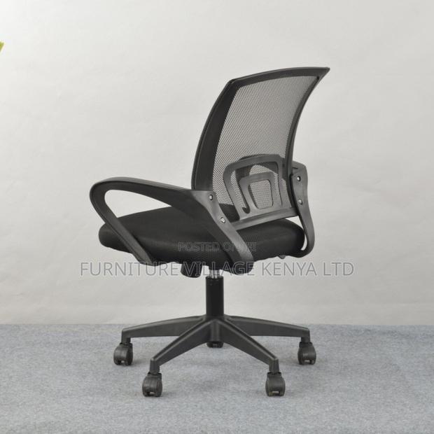 Medium Mesh Back Computer Office Chair. - thumbnail 7