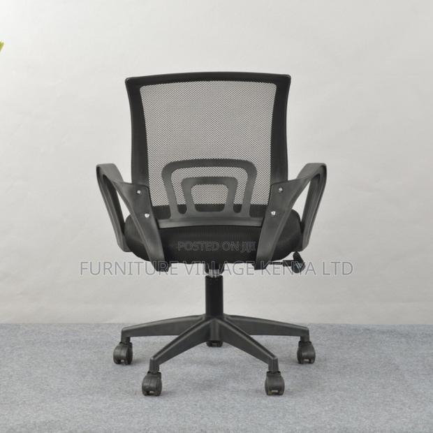 Medium Mesh Back Computer Office Chair. - thumbnail 8